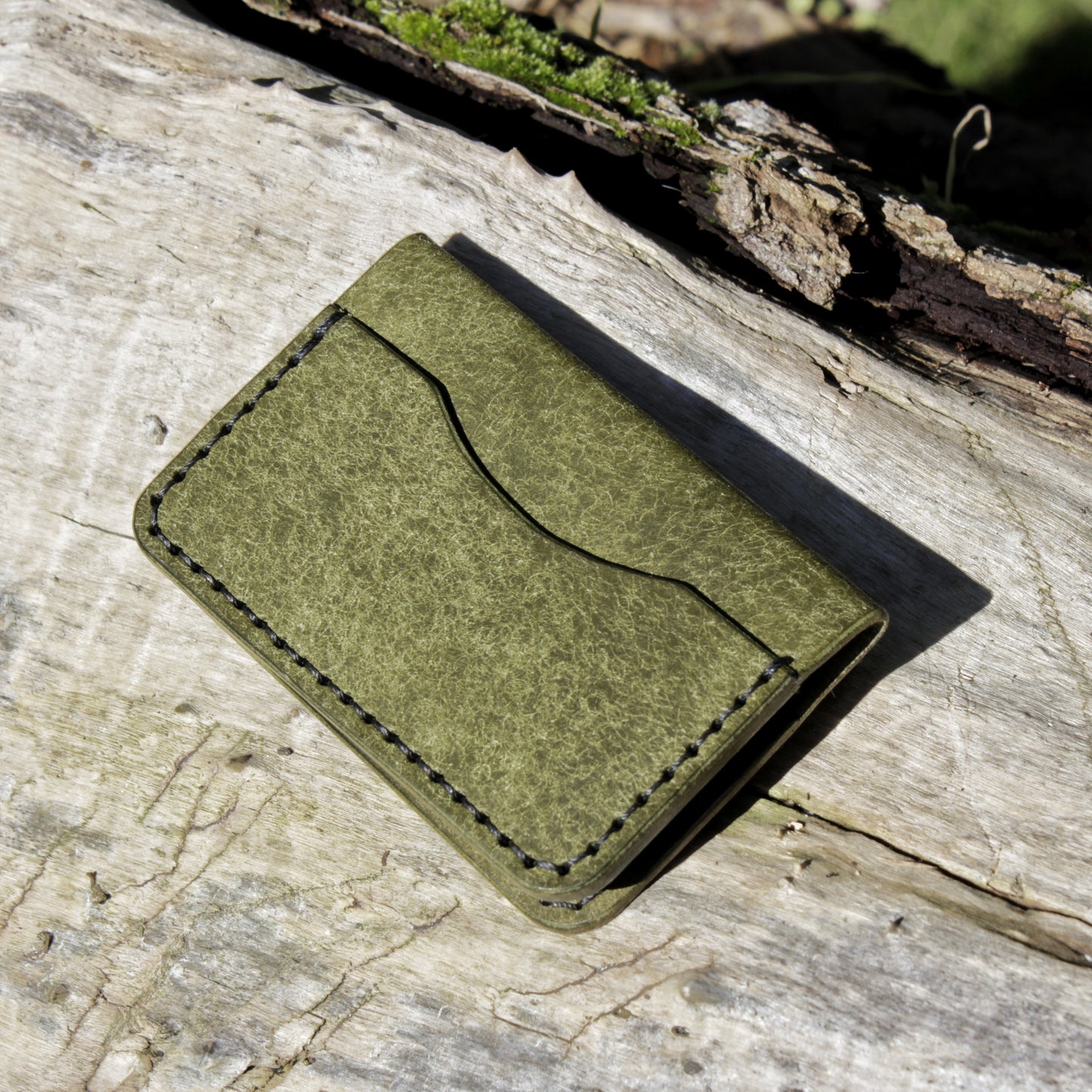 The Baron - Leather Bi-fold Card Holder (Oliva Green)