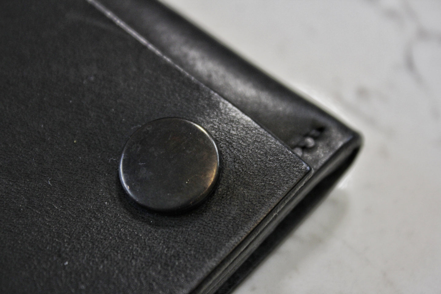 The Shroud - Minimalist Leather EDC Wallet - Black