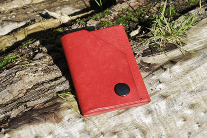 The Shroud - Minimalist Leather EDC Wallet - Papavero Red