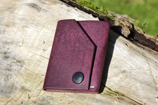 The Shroud - Minimalist Leather EDC Wallet - Prugna Purple